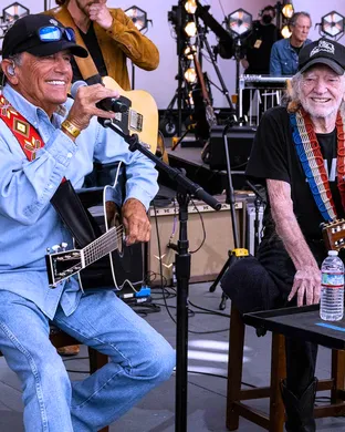 Willie Nelson New Braunfels